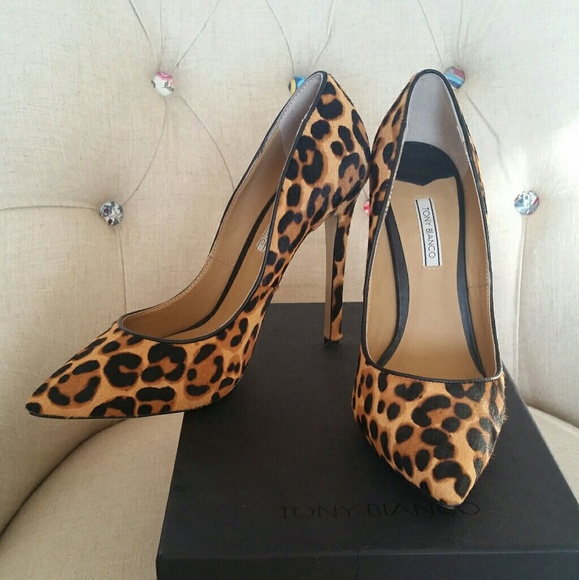 tony bianco leopard heels